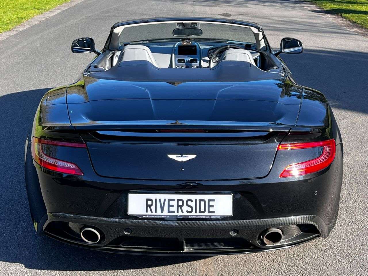 2015 ASTON MARTIN VANQUISH 2015 ASTON MARTIN VANQUISH