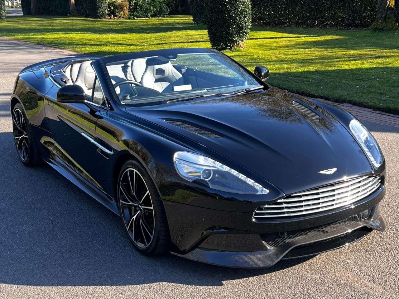 2015 ASTON MARTIN VANQUISH 2015 ASTON MARTIN VANQUISH