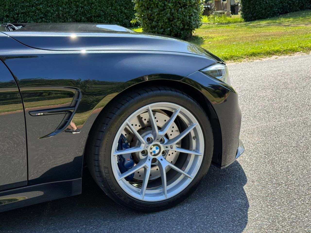 2019 BMW M3 2019 BMW M3