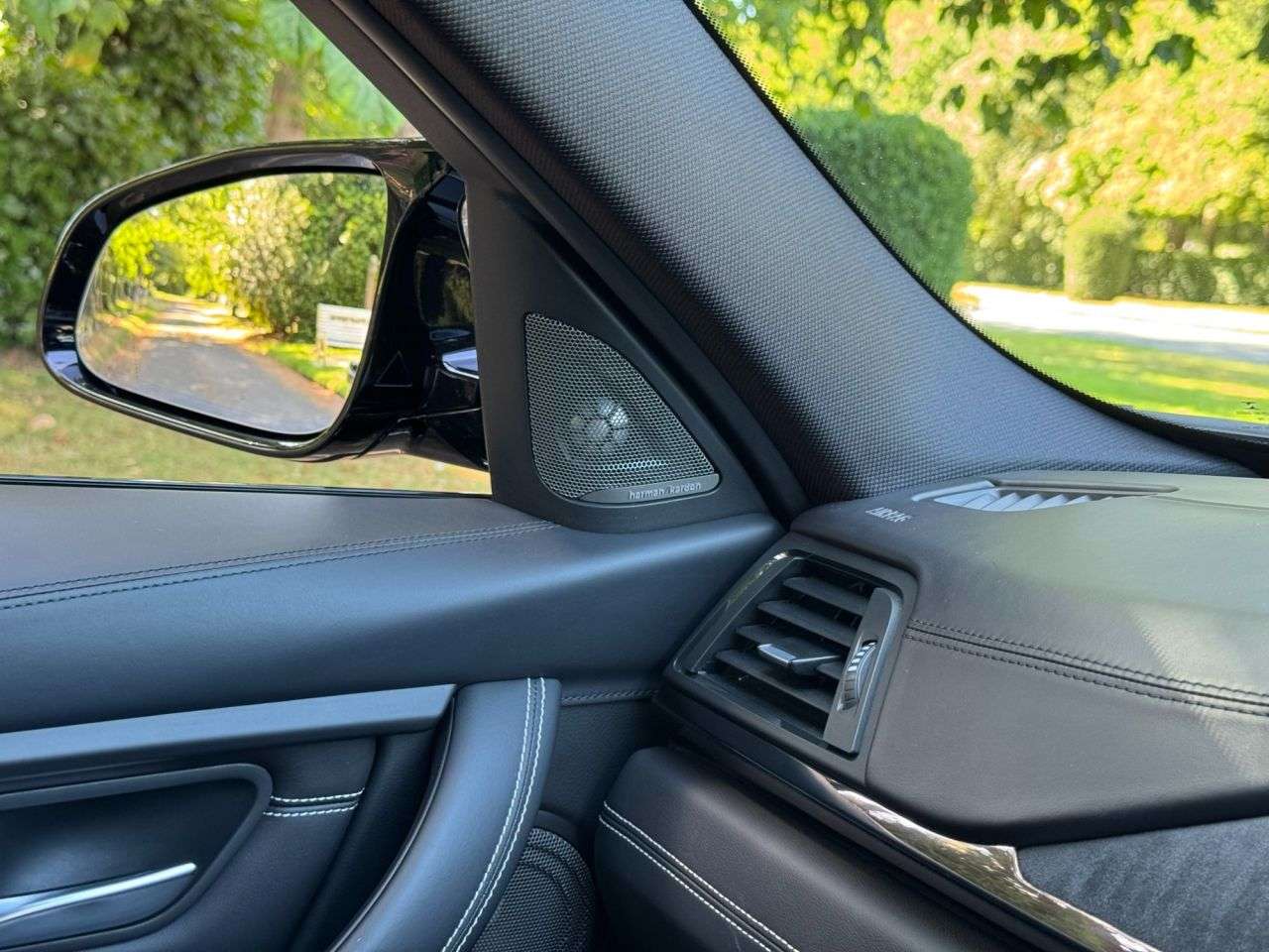 2019 BMW M3 2019 BMW M3