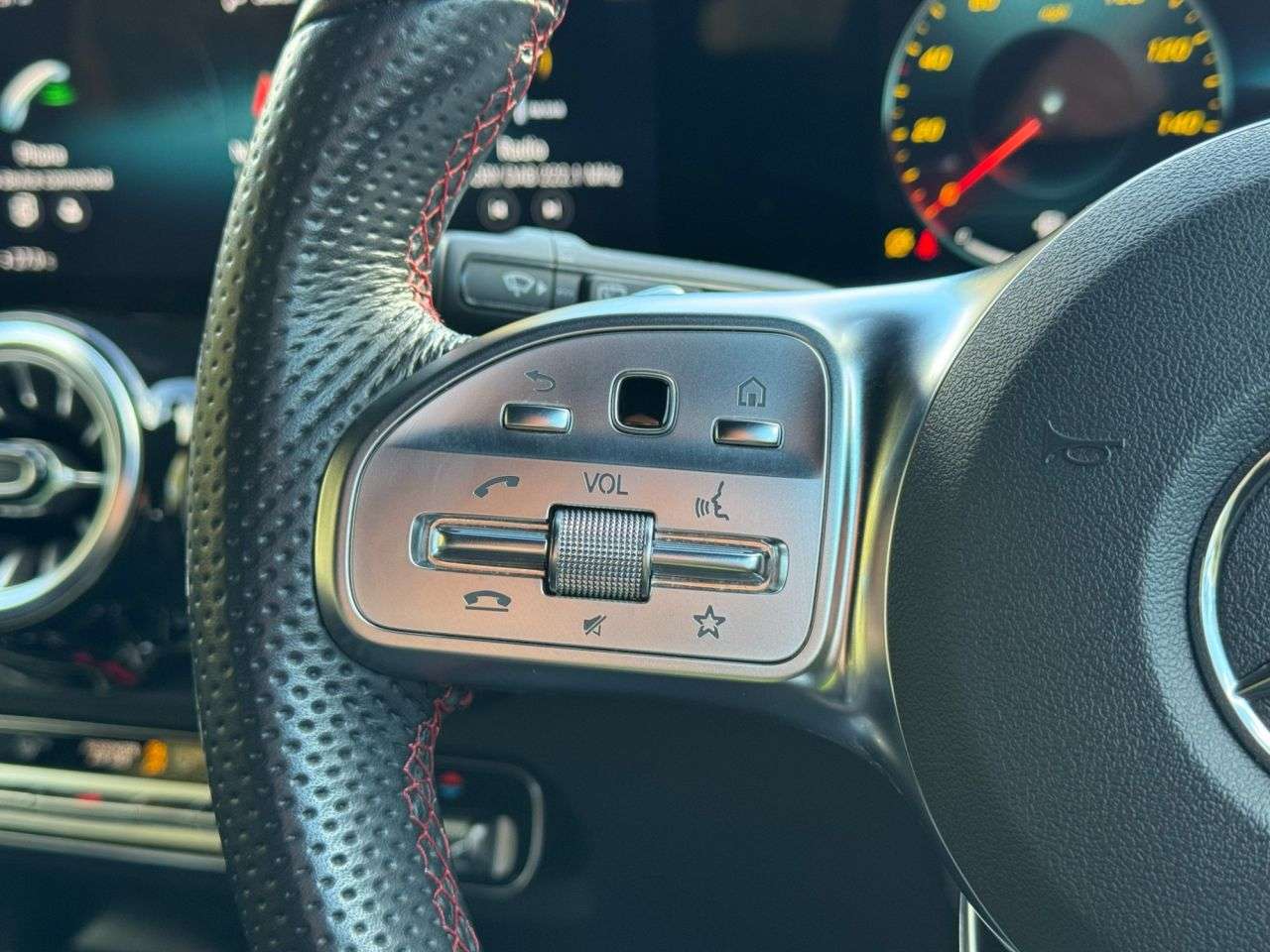 2023 MERCEDES-BENZ GLB 2023 MERCEDES-BENZ GLB