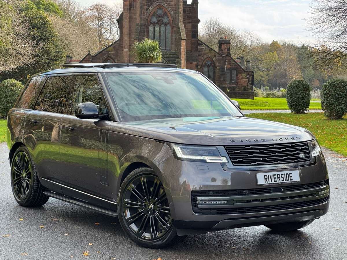 Check out this Land Rover Range Rover Diesel Automatic