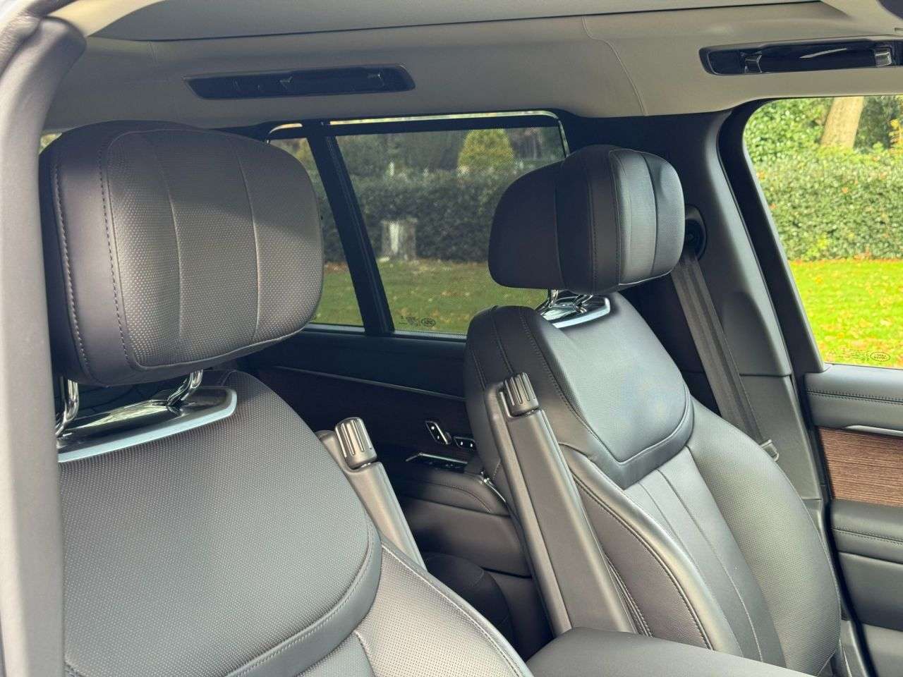 null LAND ROVER RANGE ROVER null LAND ROVER RANGE ROVER