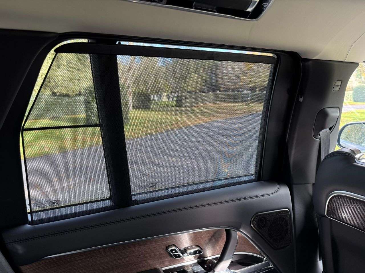 null LAND ROVER RANGE ROVER null LAND ROVER RANGE ROVER