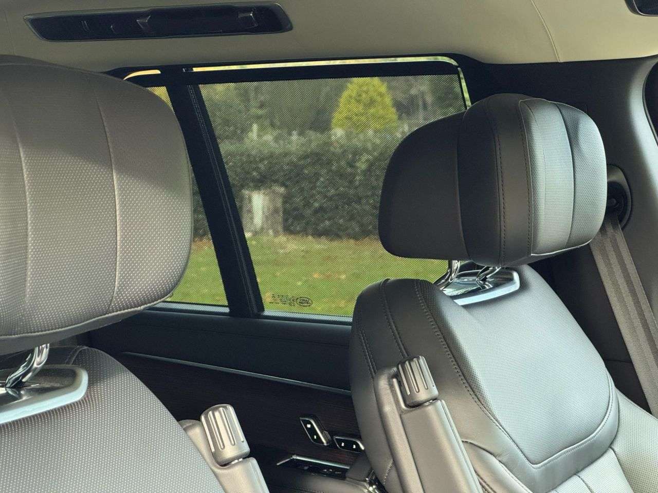 null LAND ROVER RANGE ROVER null LAND ROVER RANGE ROVER