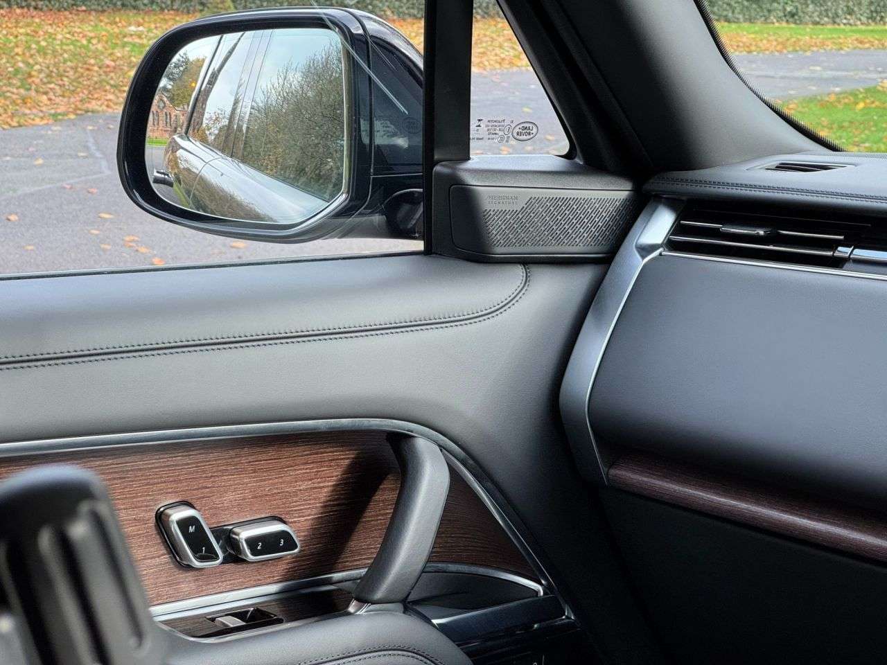 null LAND ROVER RANGE ROVER null LAND ROVER RANGE ROVER