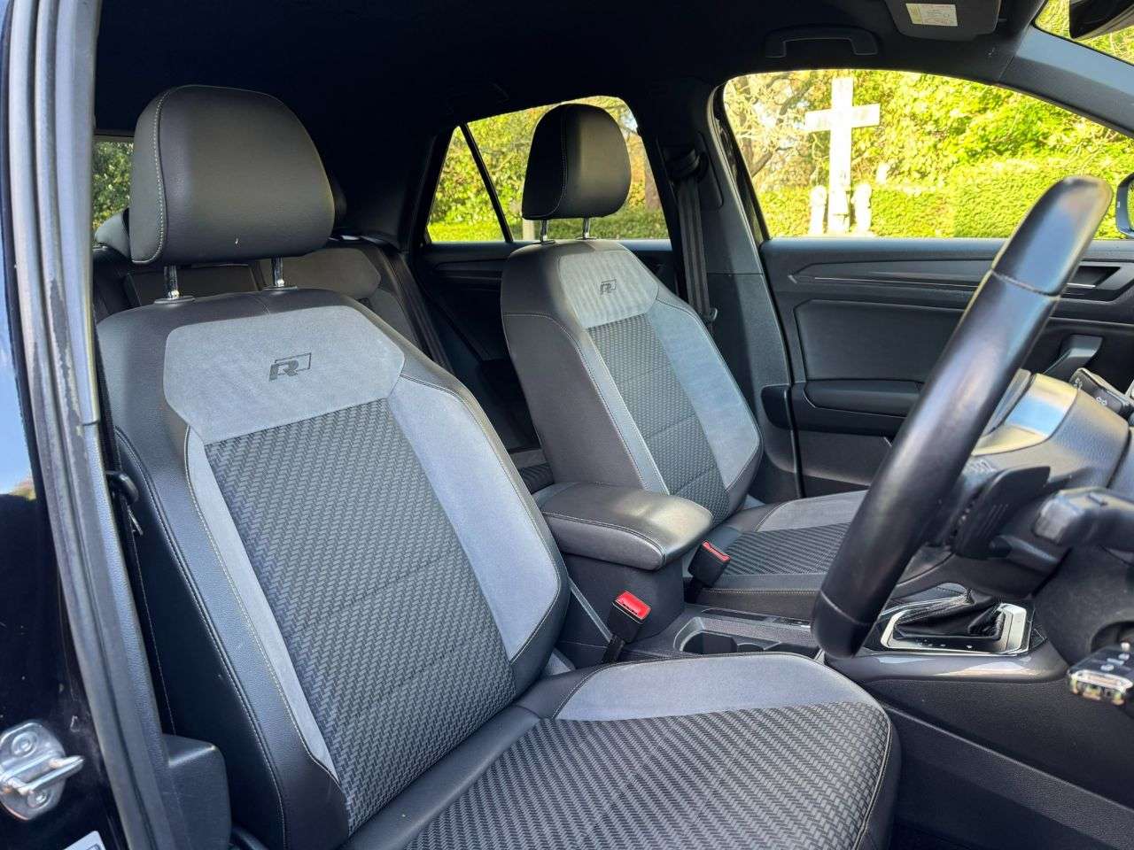 2021 VOLKSWAGEN T-ROC 2021 VOLKSWAGEN T-ROC