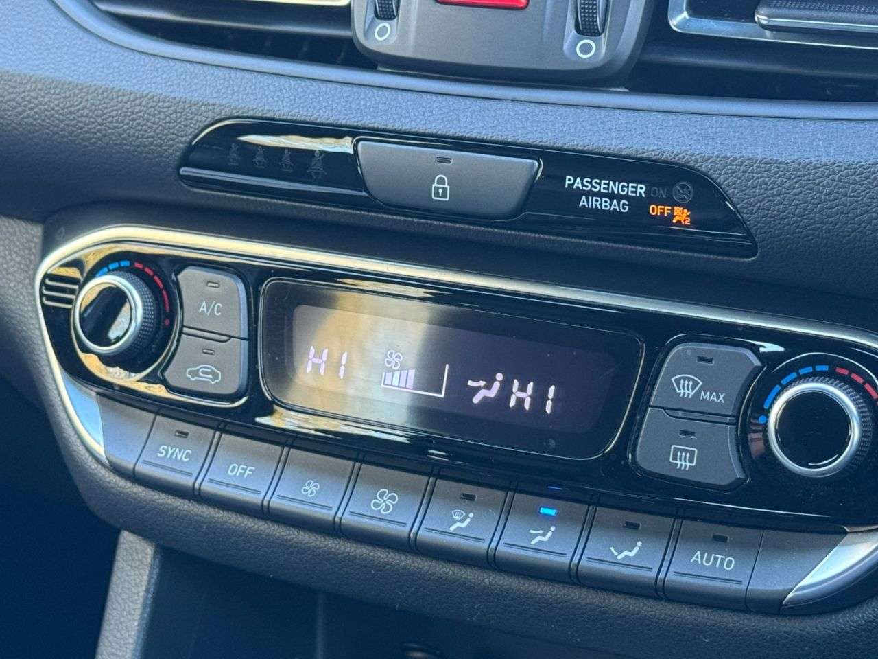 2021 HYUNDAI I30 2021 HYUNDAI I30