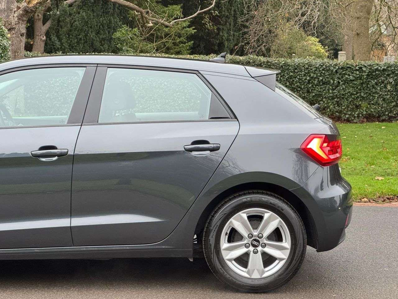 2021 AUDI A1 2021 AUDI A1