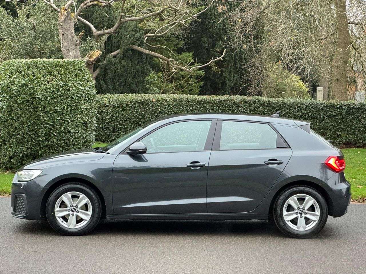 2021 AUDI A1 2021 AUDI A1