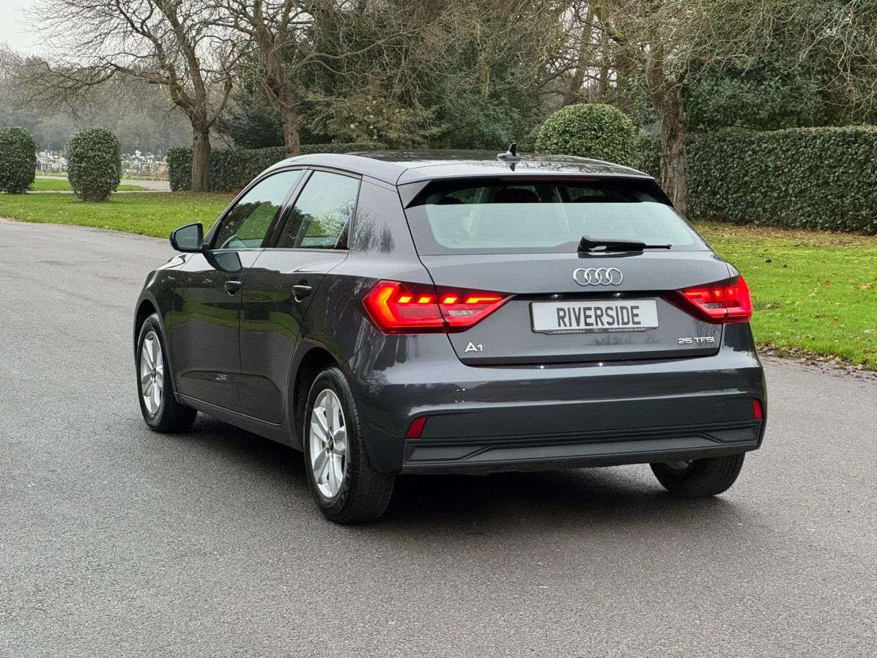 2021 AUDI A1 2021 AUDI A1