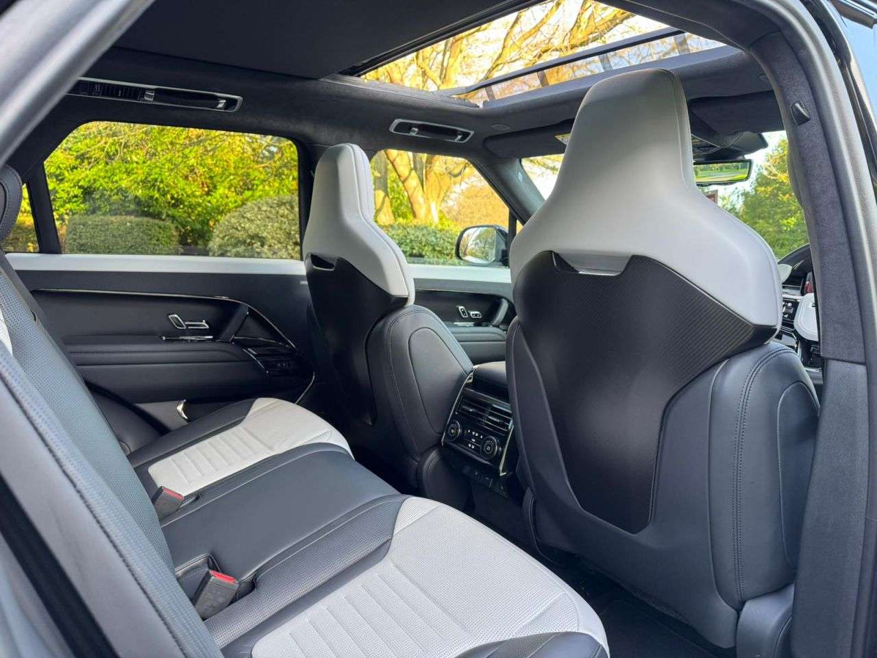 2024 LAND ROVER RANGE ROVER SPORT 2024 LAND ROVER RANGE ROVER SPORT