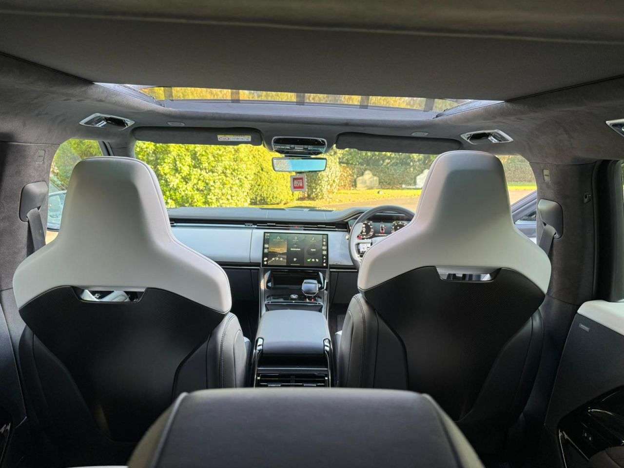 2024 LAND ROVER RANGE ROVER SPORT 2024 LAND ROVER RANGE ROVER SPORT