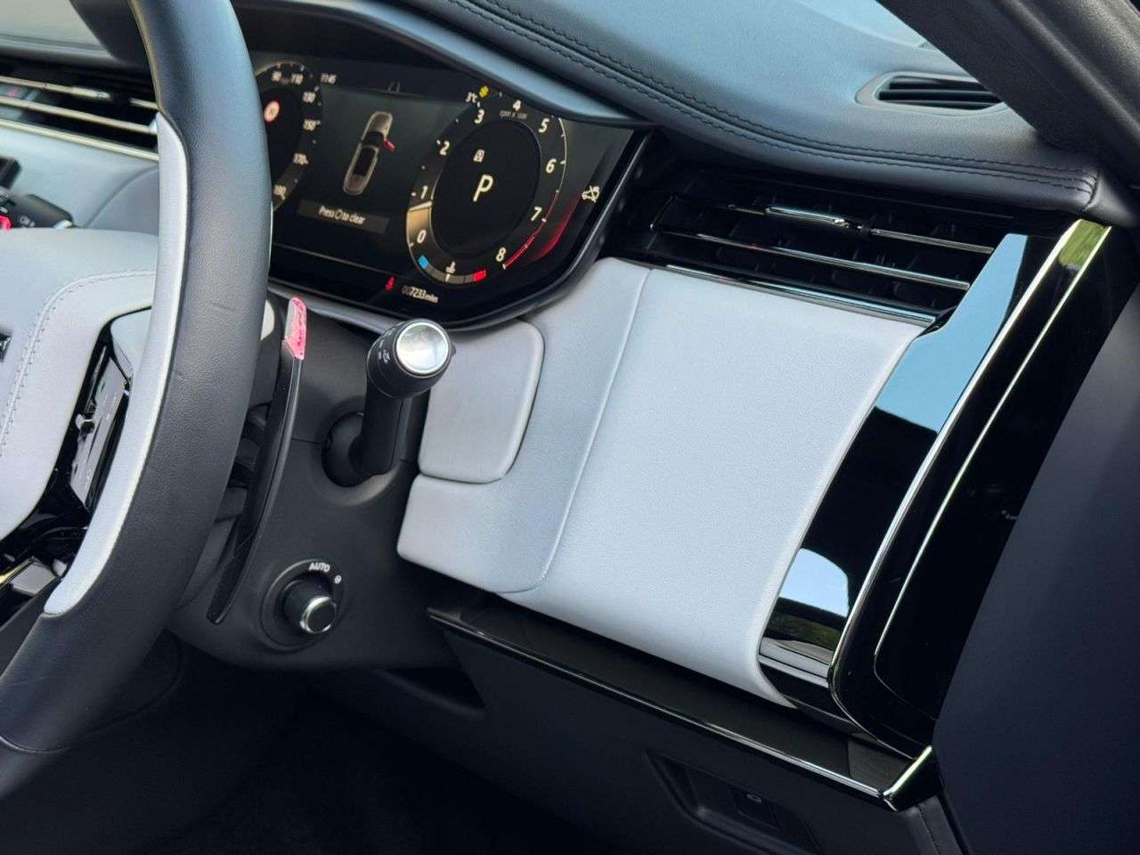 2024 LAND ROVER RANGE ROVER SPORT 2024 LAND ROVER RANGE ROVER SPORT