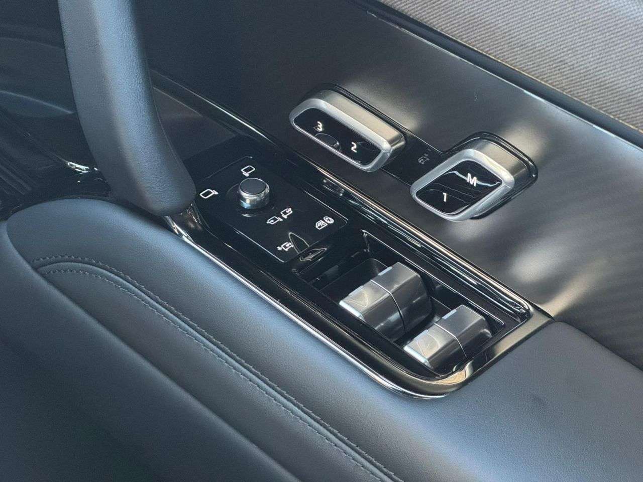 2024 LAND ROVER RANGE ROVER SPORT 2024 LAND ROVER RANGE ROVER SPORT