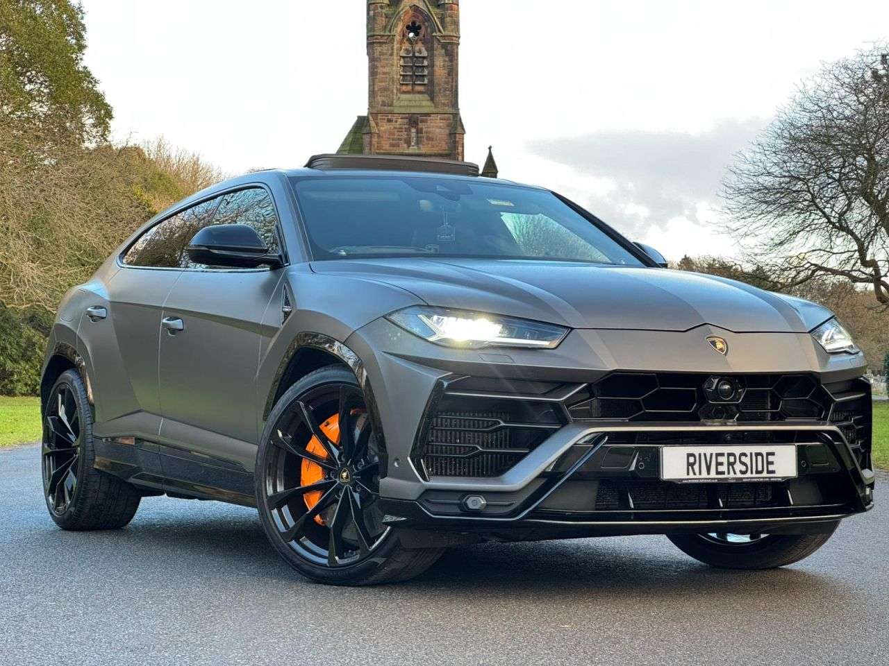 A 2022 LAMBORGHINI URUS 0.0L A 2022 LAMBORGHINI URUS 0.0L