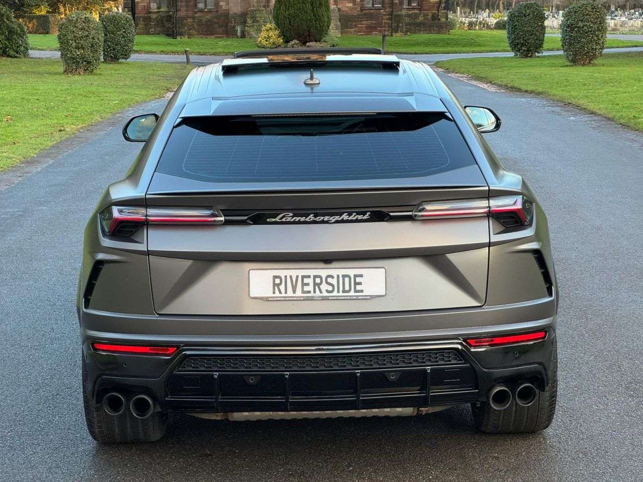 2022 LAMBORGHINI URUS 2022 LAMBORGHINI URUS