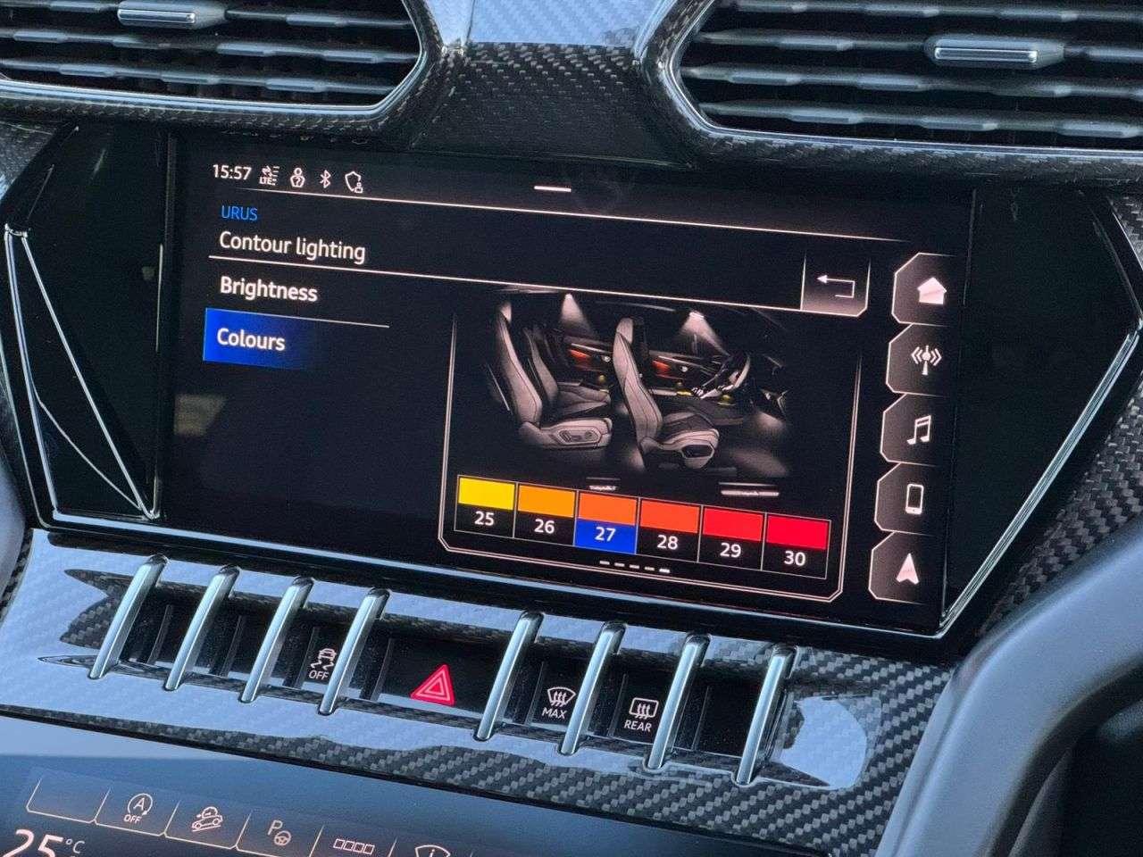 2022 LAMBORGHINI URUS 2022 LAMBORGHINI URUS