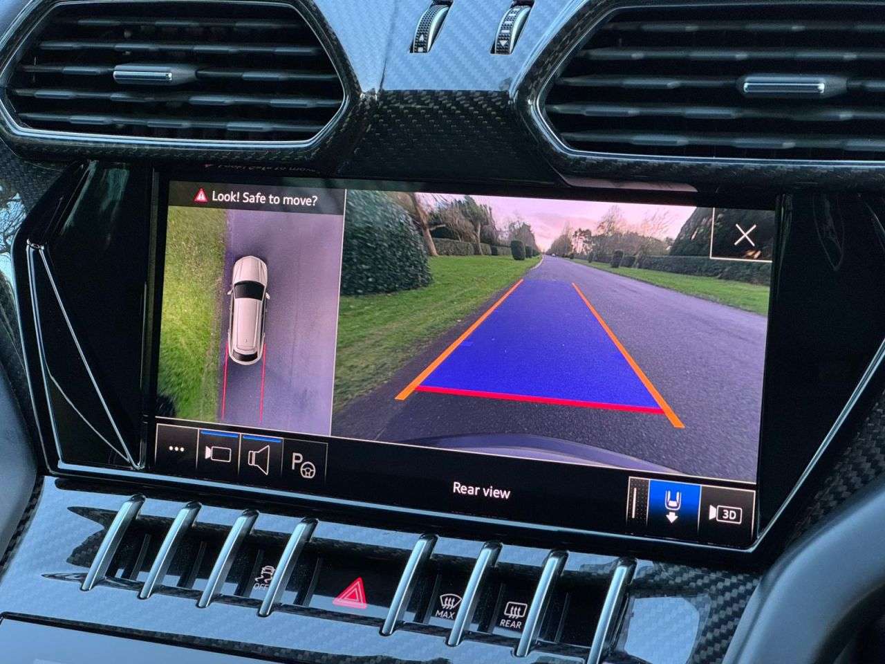 2022 LAMBORGHINI URUS 2022 LAMBORGHINI URUS