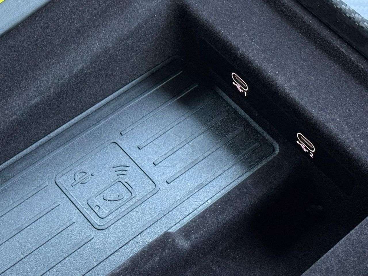 2022 LAMBORGHINI URUS 2022 LAMBORGHINI URUS