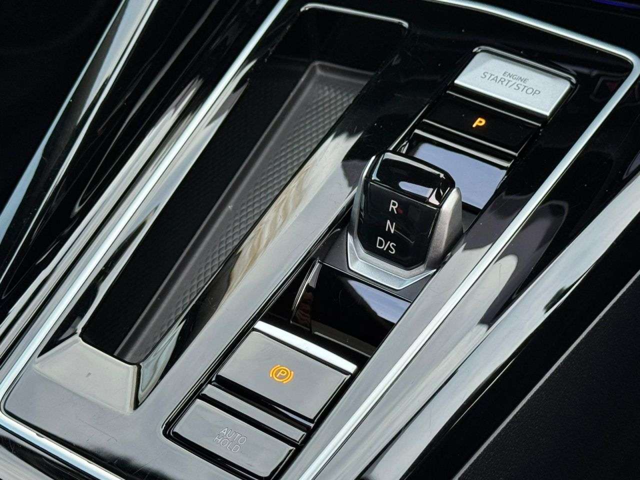 2025 VOLKSWAGEN GOLF 2025 VOLKSWAGEN GOLF