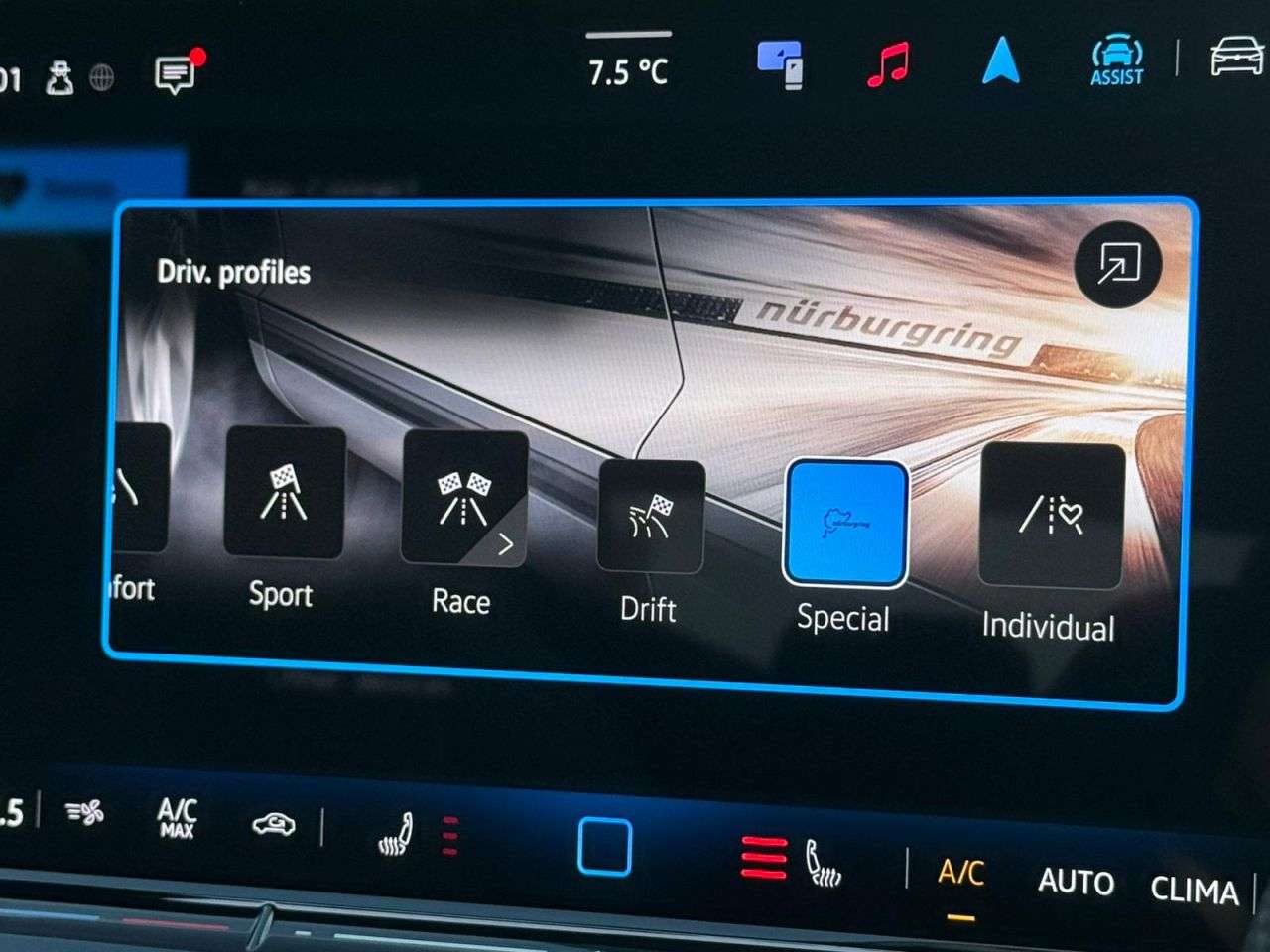 2025 VOLKSWAGEN GOLF 2025 VOLKSWAGEN GOLF