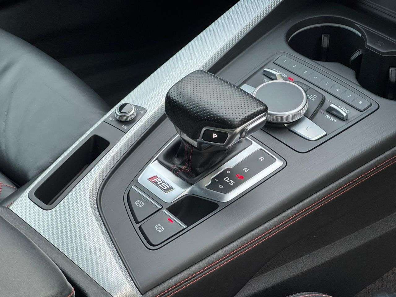 2018 AUDI RS4 AVANT 2018 AUDI RS4 AVANT