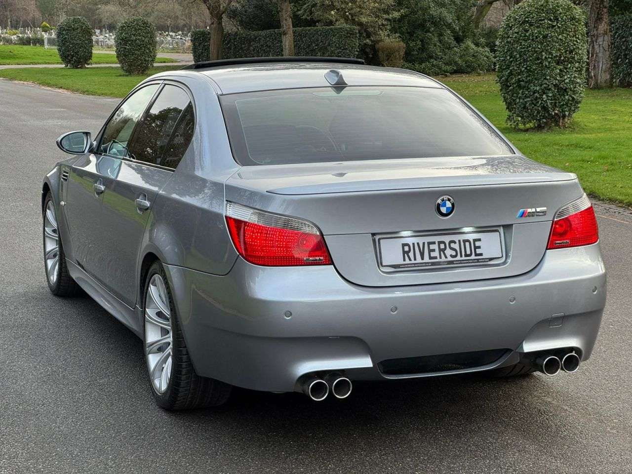 2006 BMW M5 2006 BMW M5