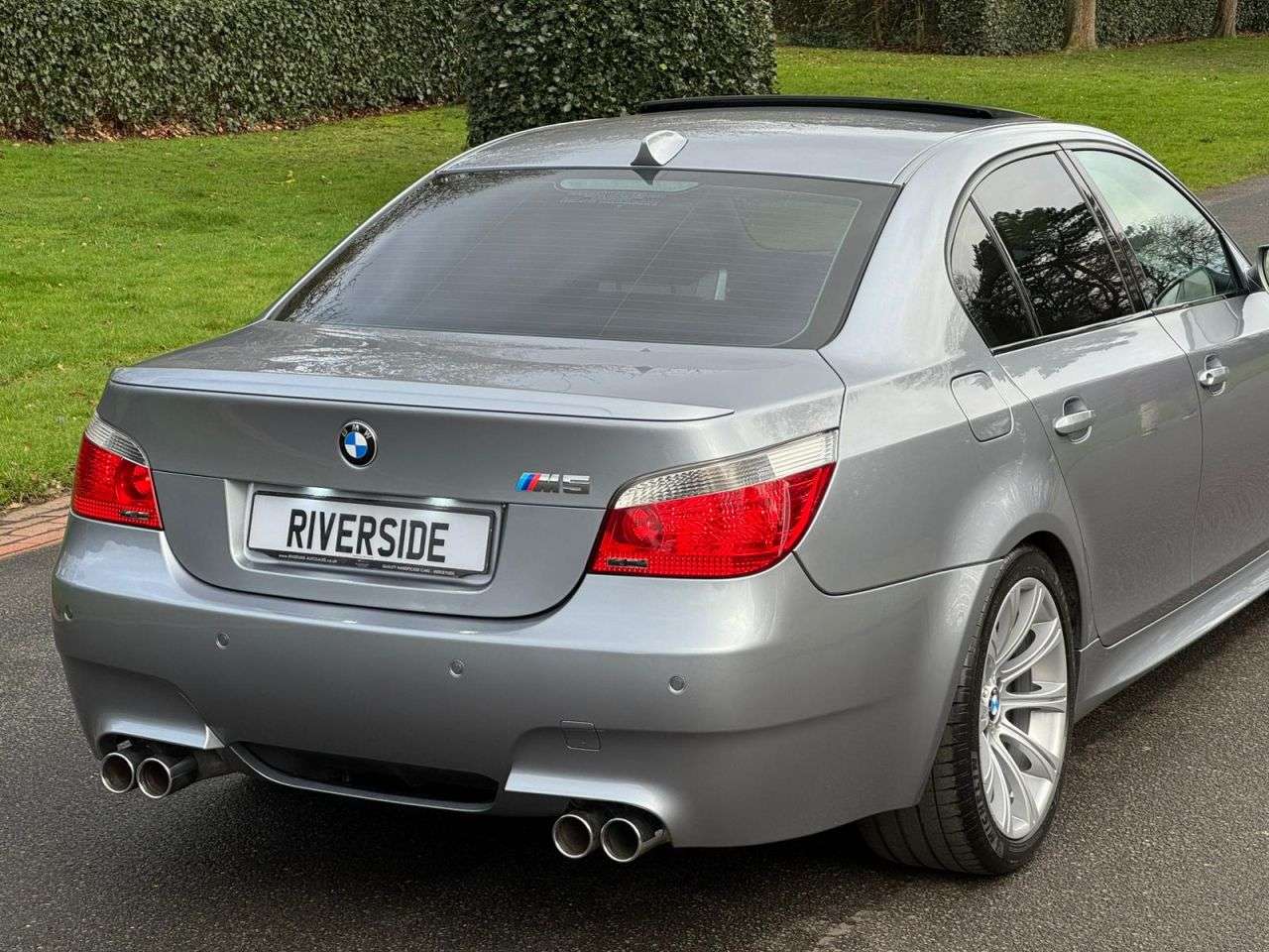 2006 BMW M5 2006 BMW M5