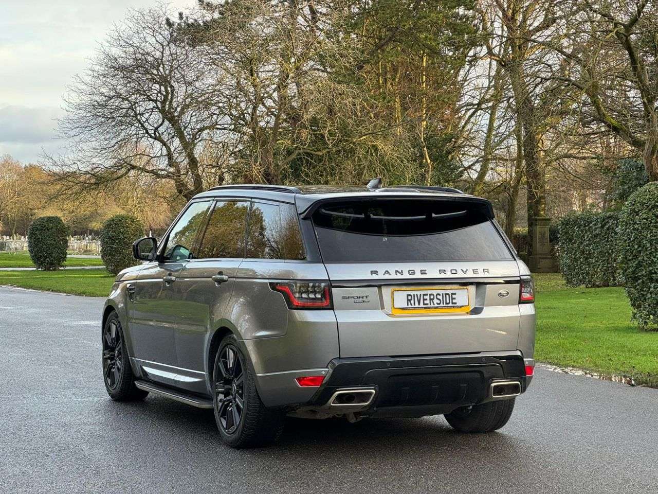 A 2020 LAND ROVER RANGE ROVER SPORT 2.0 P400e 13.1kWh HSE GPF Dynamic SUV 5dr Petrol Plug-in Hybrid Auto 4WD Eu A 2020 LAND ROVER RANGE ROVER SPORT 2.0 P400e 13.1kWh HSE GPF Dynamic SUV 5dr Petrol Plug-in Hybrid Auto 4WD Eu