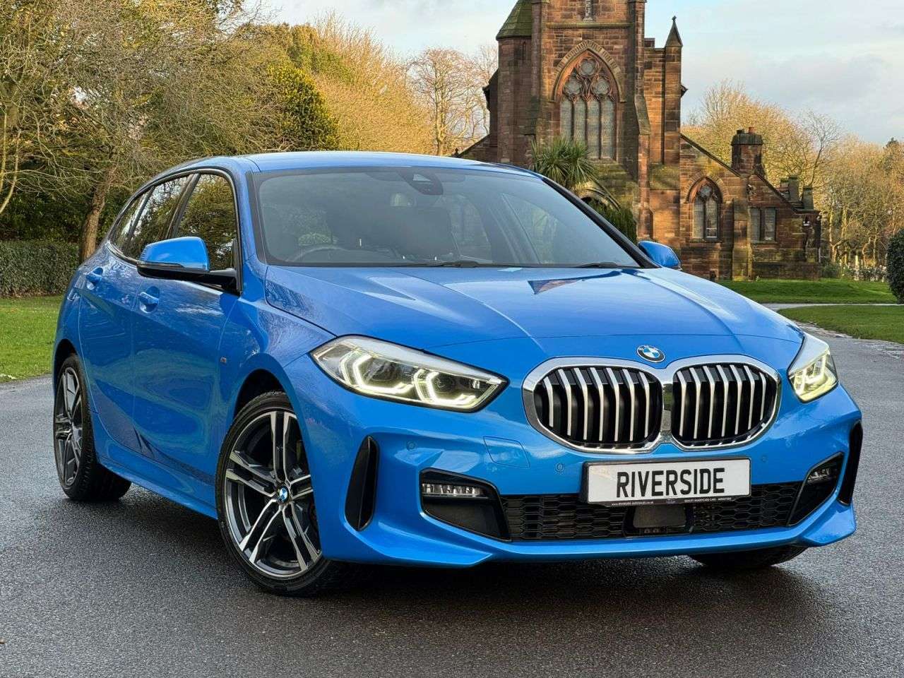 A 2021 BMW 1 SERIES 1.5 118i M Sport (LCP) Hatchback 5dr Petrol DCT Euro 6 (s/s) (136 ps) A 2021 BMW 1 SERIES 1.5 118i M Sport (LCP) Hatchback 5dr Petrol DCT Euro 6 (s/s) (136 ps)