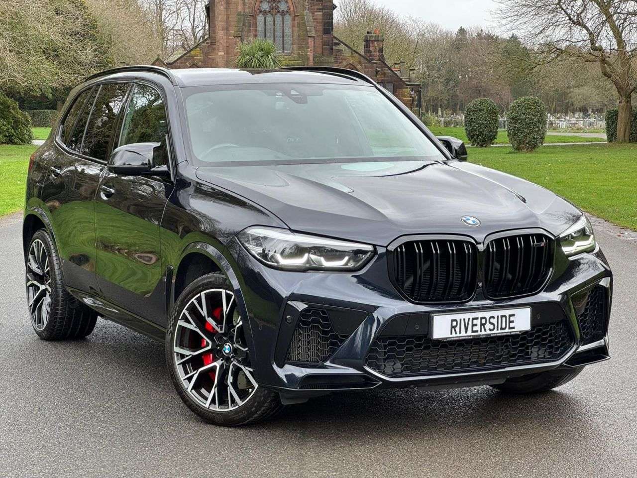 A 2022 BMW X5 M 4.4i V8 Competition SUV 5dr Petrol Auto xDrive Euro 6 (s/s) (625 ps) A 2022 BMW X5 M 4.4i V8 Competition SUV 5dr Petrol Auto xDrive Euro 6 (s/s) (625 ps)