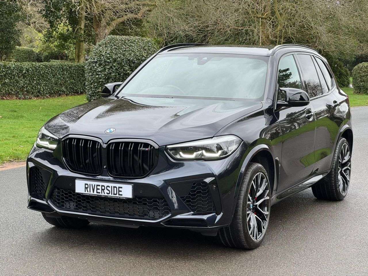 2022 BMW X5 M 2022 BMW X5 M