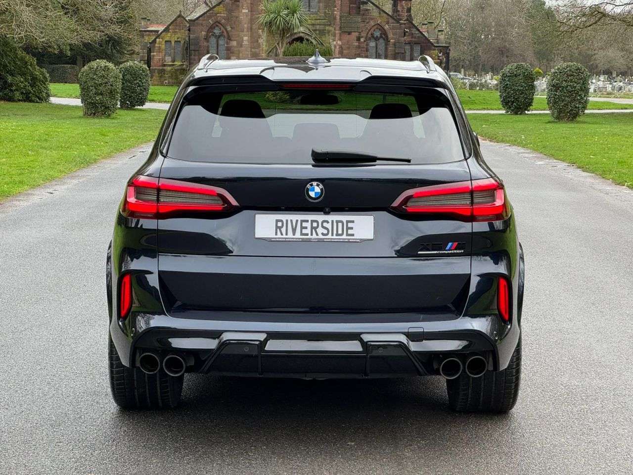 2022 BMW X5 M 2022 BMW X5 M