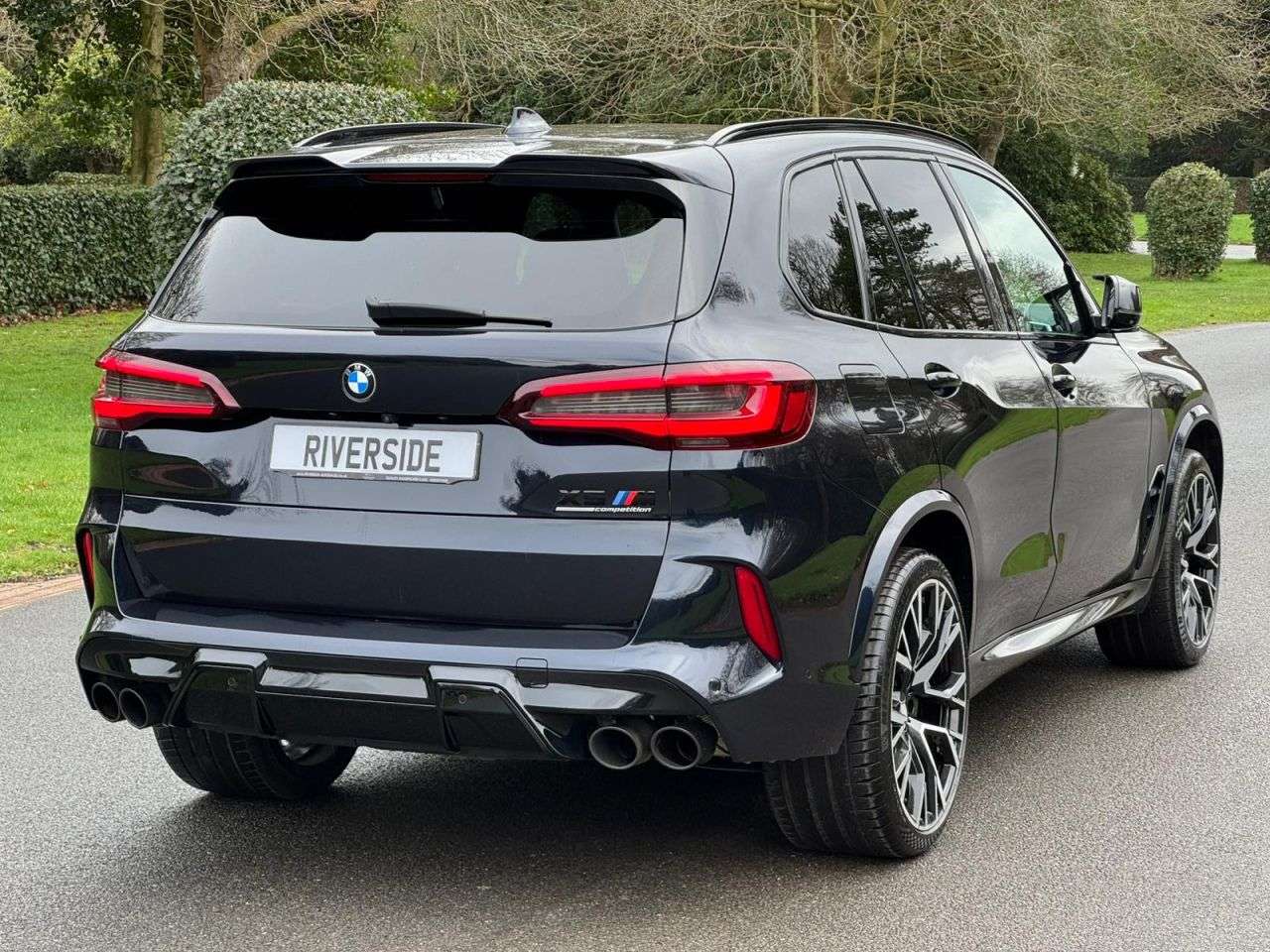 A 2022 BMW X5 M 4.4i V8 Competition SUV 5dr Petrol Auto xDrive Euro 6 (s/s) (625 ps) A 2022 BMW X5 M 4.4i V8 Competition SUV 5dr Petrol Auto xDrive Euro 6 (s/s) (625 ps)