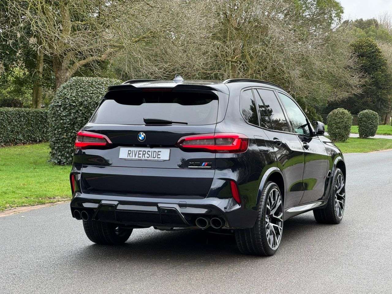 2022 BMW X5 M 2022 BMW X5 M