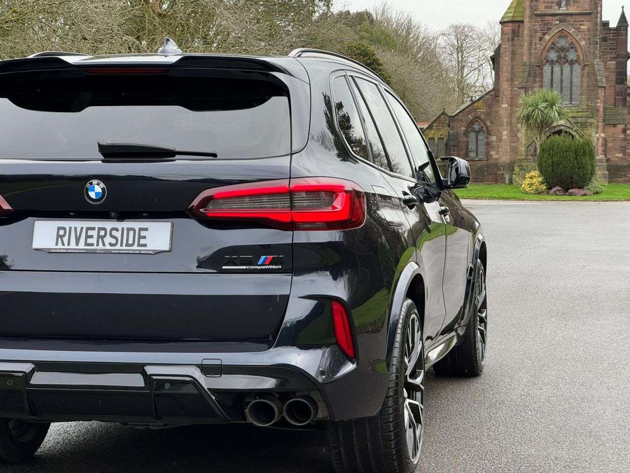 2022 BMW X5 M 2022 BMW X5 M