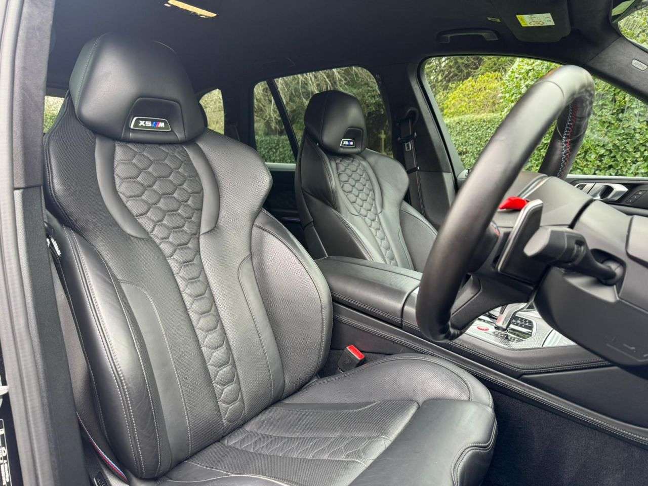 A 2022 BMW X5 M 4.4i V8 Competition SUV 5dr Petrol Auto xDrive Euro 6 (s/s) (625 ps) A 2022 BMW X5 M 4.4i V8 Competition SUV 5dr Petrol Auto xDrive Euro 6 (s/s) (625 ps)