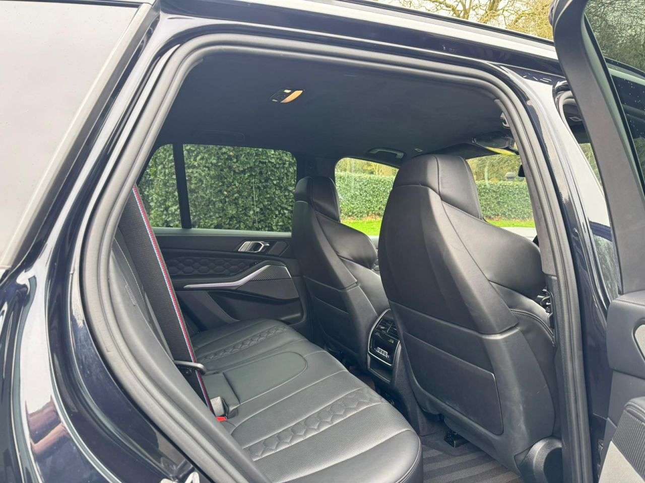 2022 BMW X5 M 2022 BMW X5 M