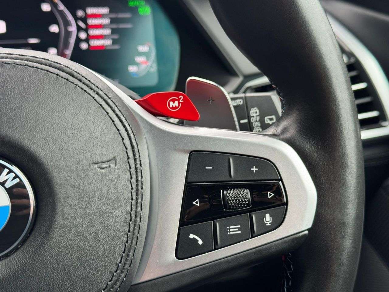 2022 BMW X5 M 2022 BMW X5 M