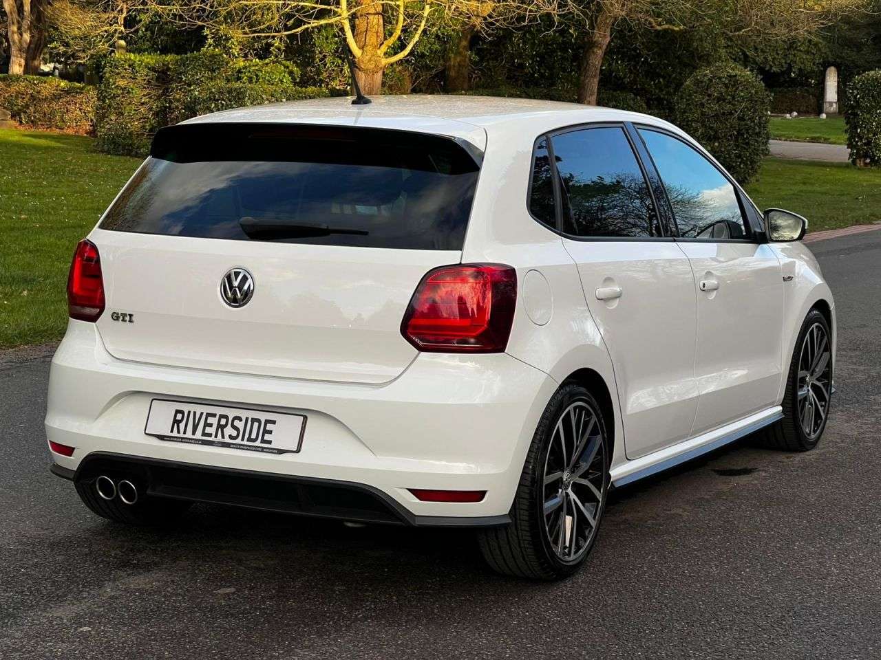 A 2016 VOLKSWAGEN POLO 1.8 TSI BlueMotion Tech GTI Hatchback 5dr Petrol Manual Euro 6 (s/s) (192 p A 2016 VOLKSWAGEN POLO 1.8 TSI BlueMotion Tech GTI Hatchback 5dr Petrol Manual Euro 6 (s/s) (192 p