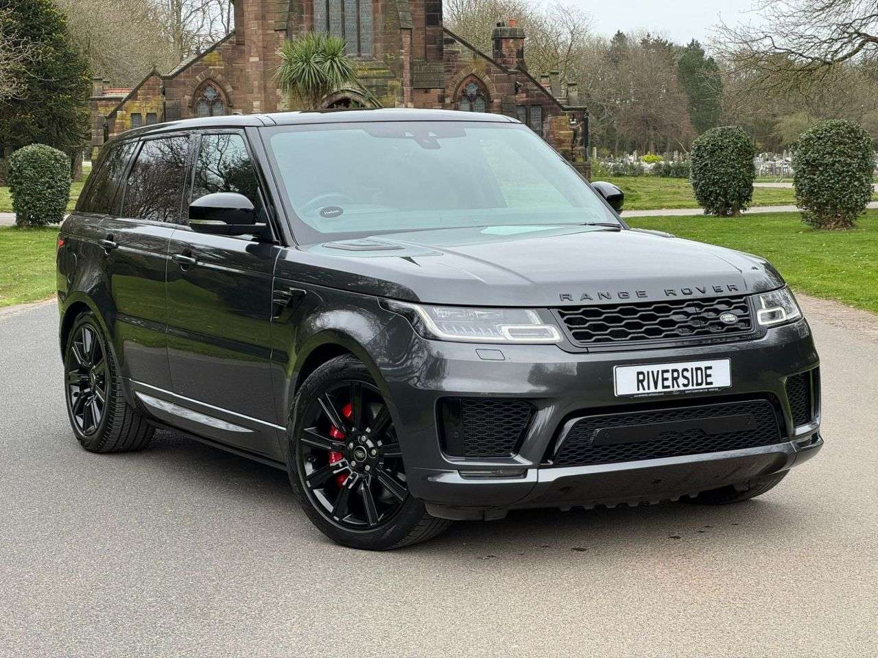 A 2022 LAND ROVER RANGE ROVER SPORT 2.0 P400e 13.1kWh HSE Dynamic Black SUV 5dr Petrol Plug-in Hybrid Auto 4WD A 2022 LAND ROVER RANGE ROVER SPORT 2.0 P400e 13.1kWh HSE Dynamic Black SUV 5dr Petrol Plug-in Hybrid Auto 4WD