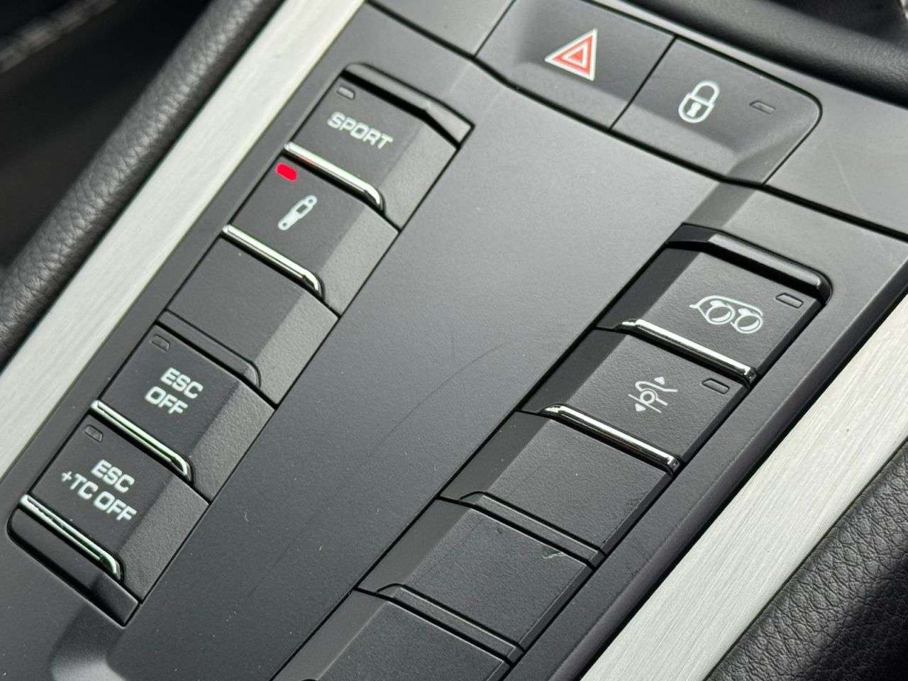 2018 PORSCHE 911 2018 PORSCHE 911