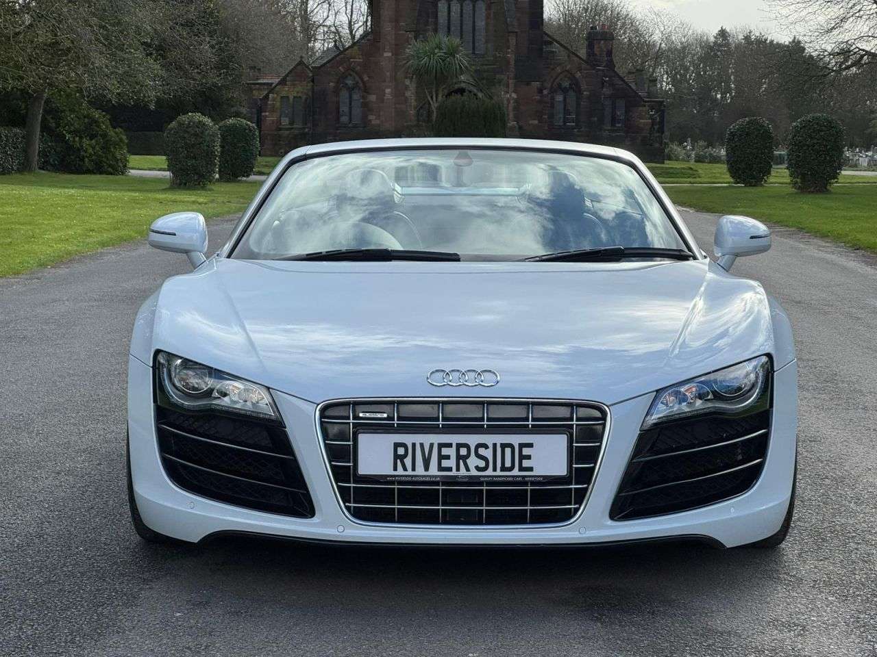 2012 AUDI R8 2012 AUDI R8