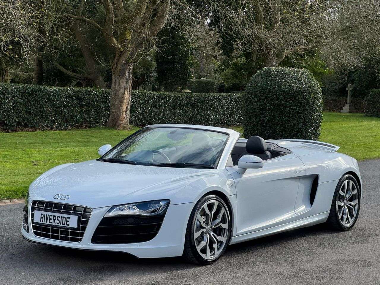 2012 AUDI R8 2012 AUDI R8