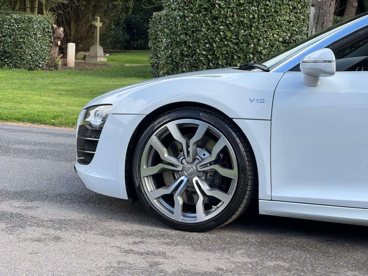 2012 AUDI R8 2012 AUDI R8