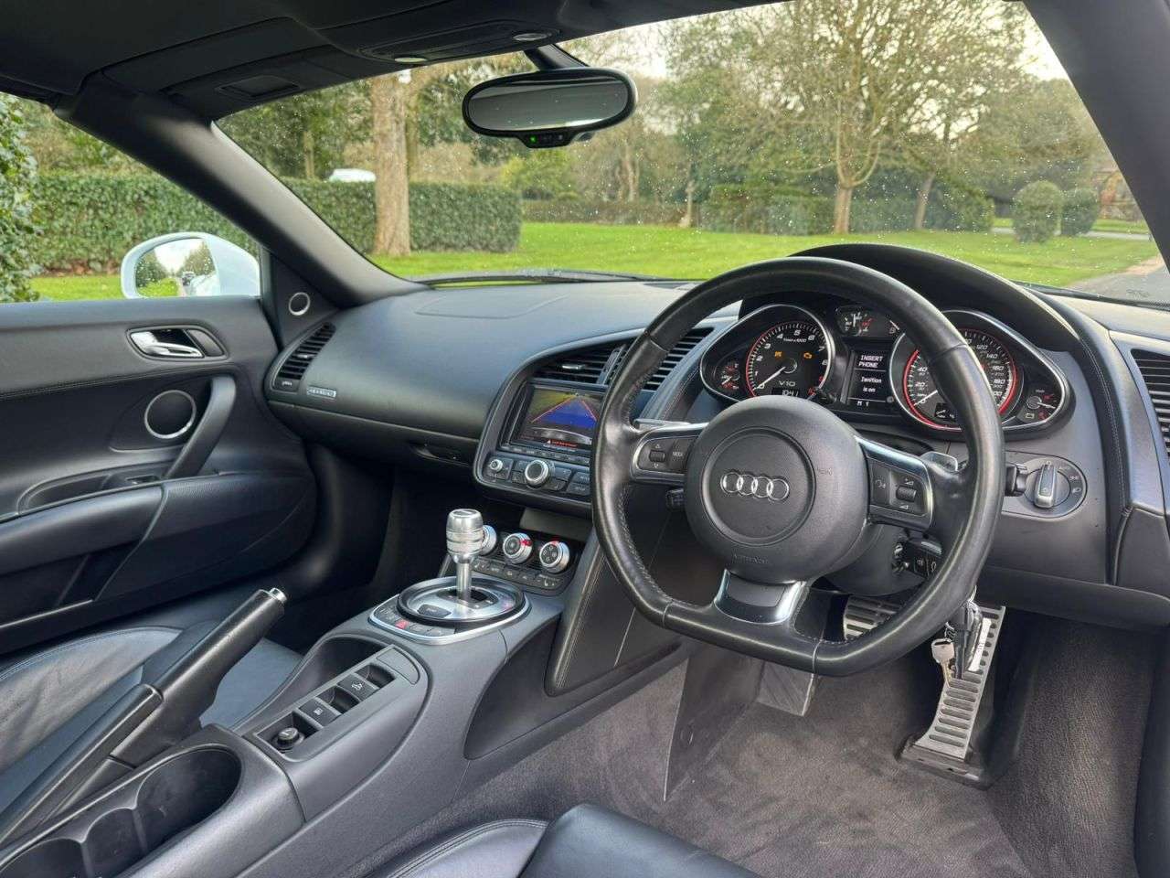 2012 AUDI R8 2012 AUDI R8