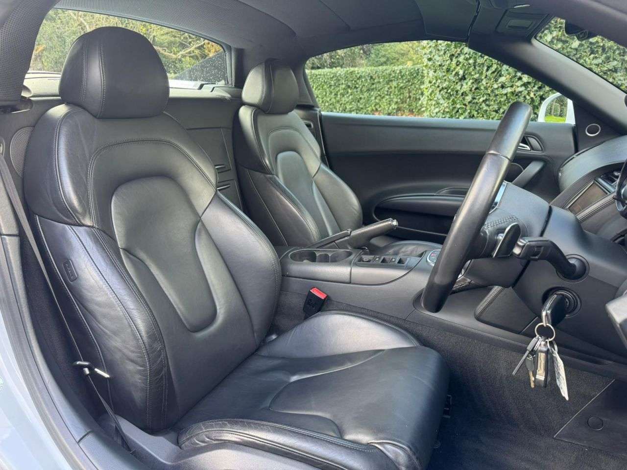 A 2012 AUDI R8 5.2 FSI V10 Spyder 2dr Petrol R Tronic quattro Euro 5 (525 ps) A 2012 AUDI R8 5.2 FSI V10 Spyder 2dr Petrol R Tronic quattro Euro 5 (525 ps)