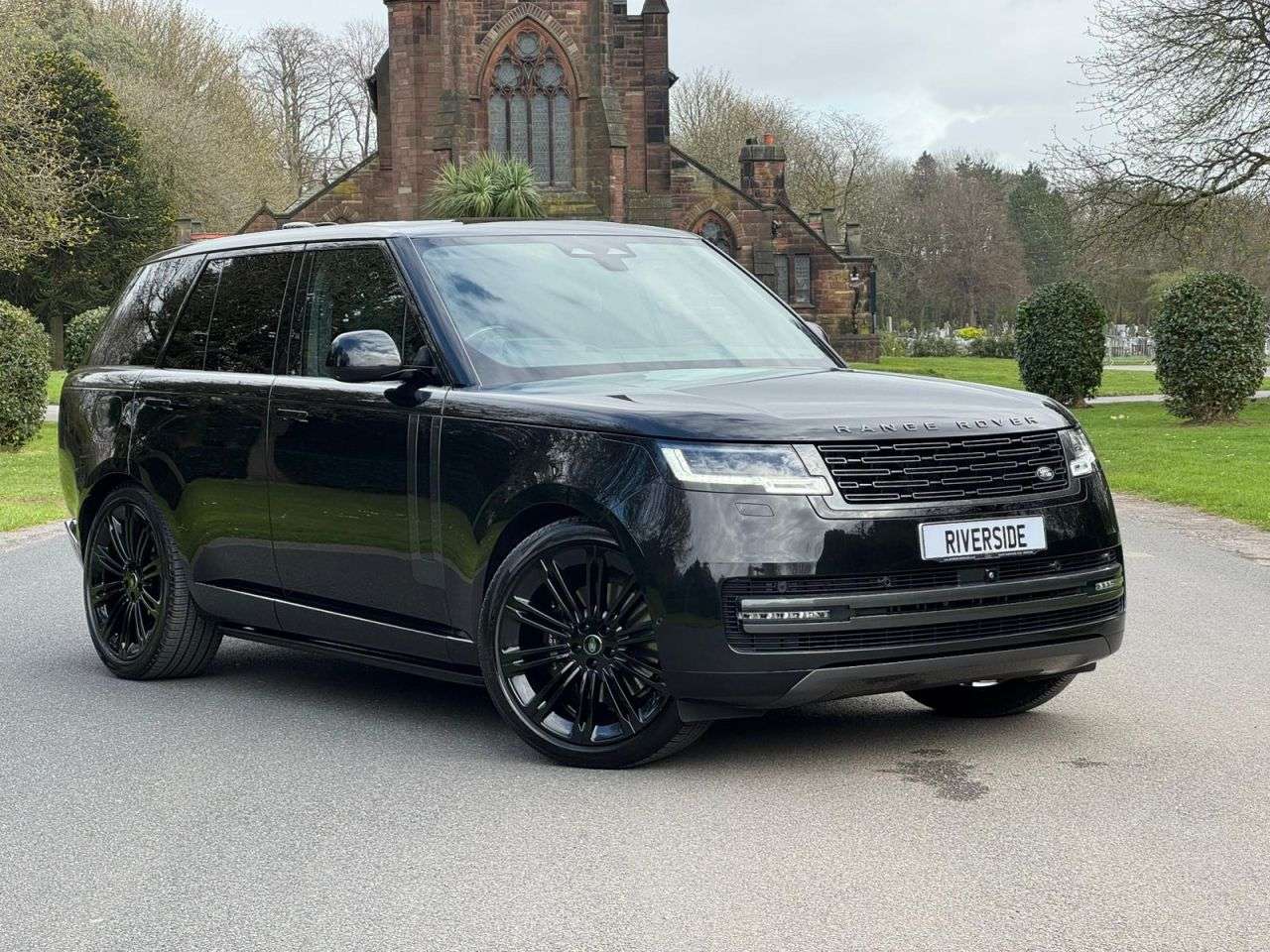 A 2024 LAND ROVER RANGE ROVER 3.0 D350 MHEV HSE SUV 5dr Diesel Auto 4WD Euro 6 (s/s) (350 ps) A 2024 LAND ROVER RANGE ROVER 3.0 D350 MHEV HSE SUV 5dr Diesel Auto 4WD Euro 6 (s/s) (350 ps)