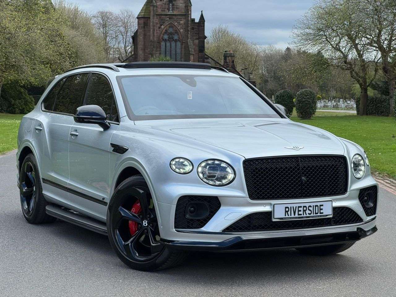 A 2024 BENTLEY BENTAYGA 4.0 V8 S SUV 5dr Petrol Auto 4WD Euro 6 (s/s) (550 ps) A 2024 BENTLEY BENTAYGA 4.0 V8 S SUV 5dr Petrol Auto 4WD Euro 6 (s/s) (550 ps)